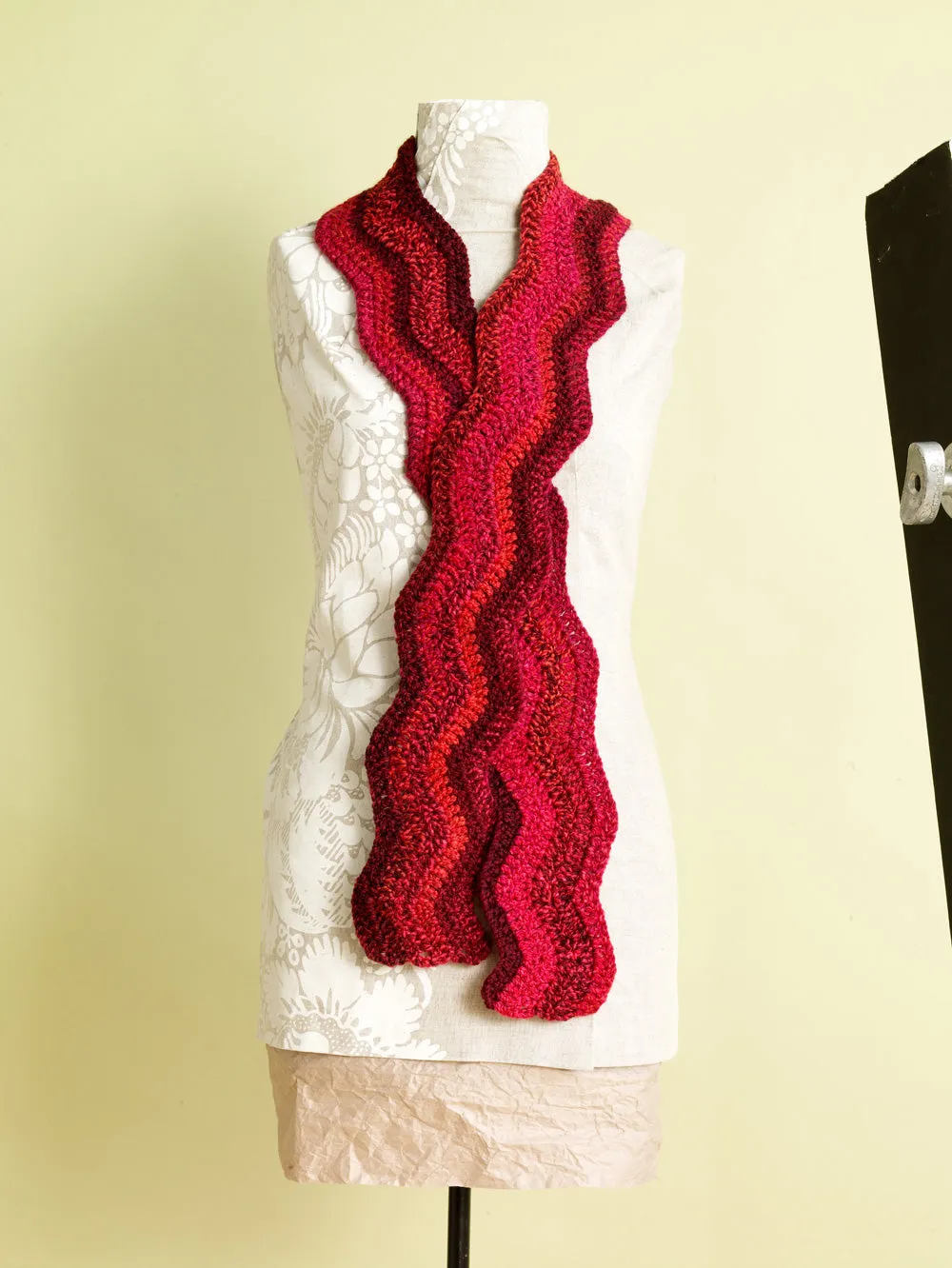 Berry Compote Scarf Pattern (Crochet)