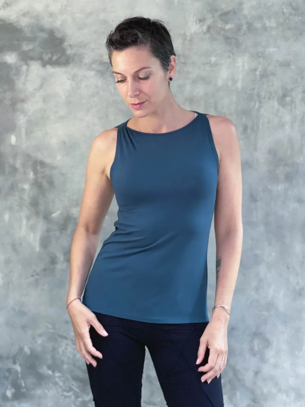 Boatneck Tank