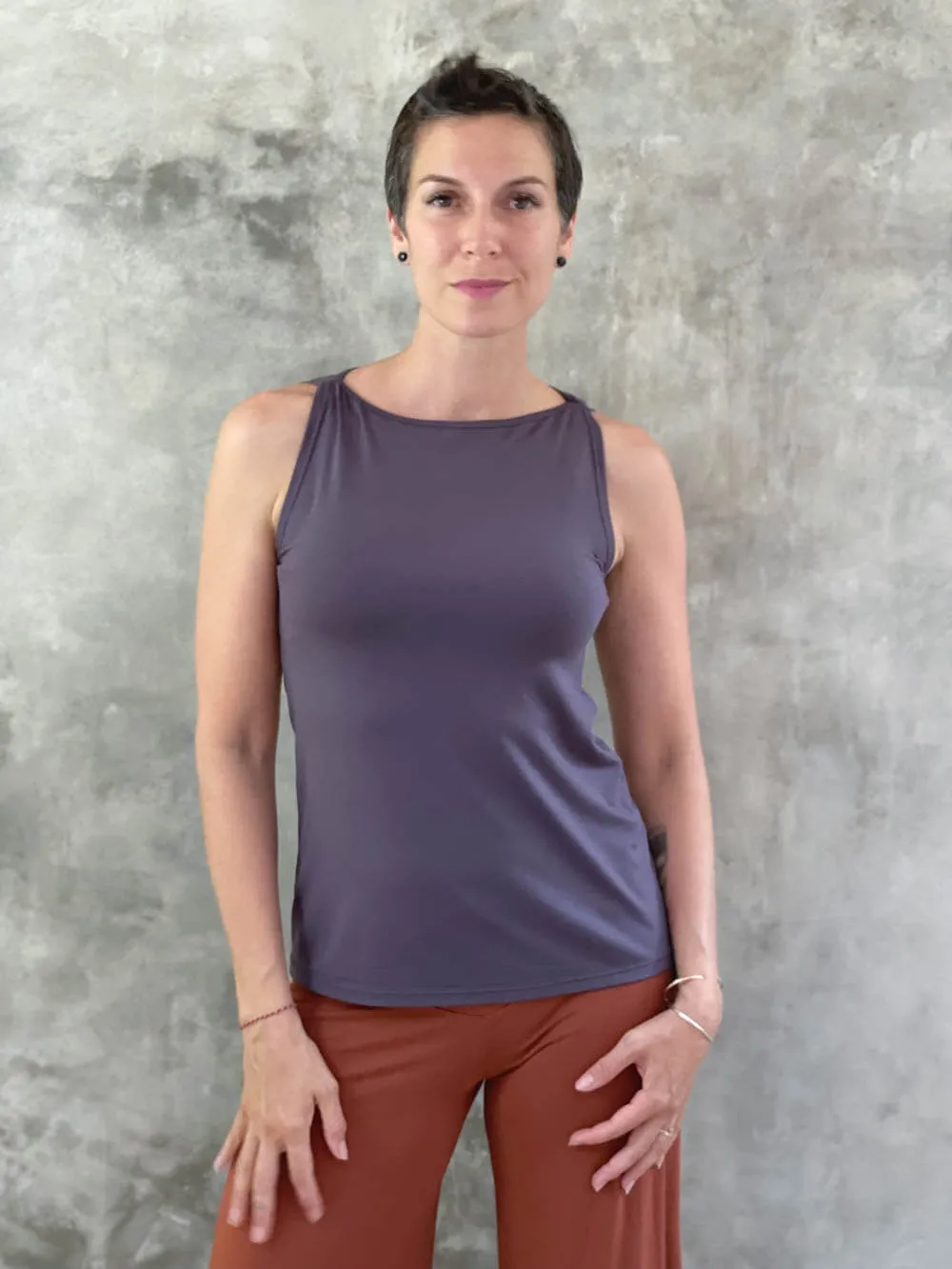 Boatneck Tank