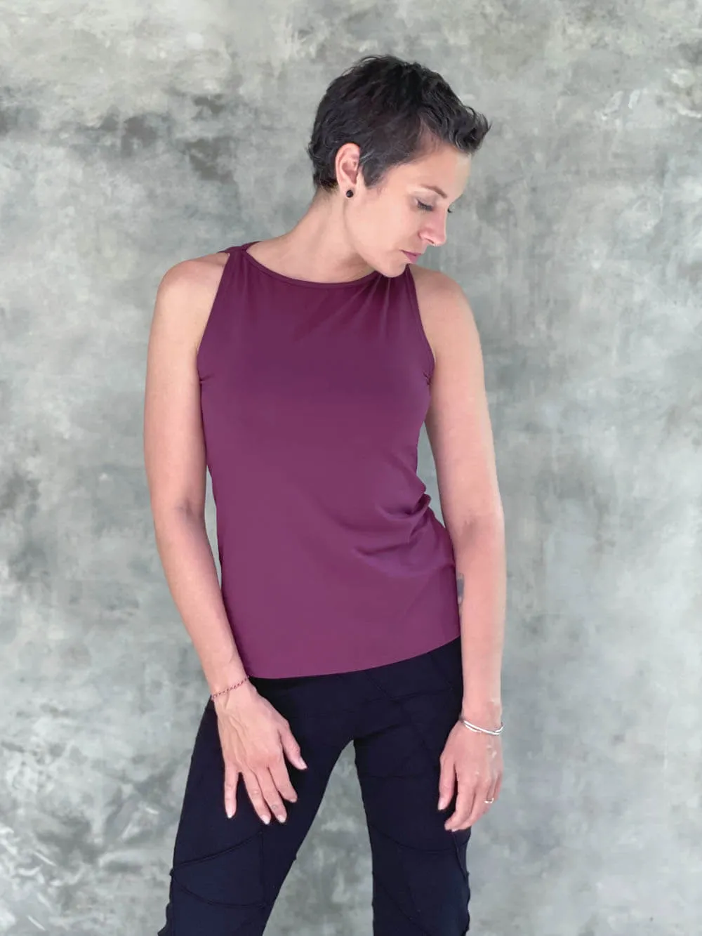 Boatneck Tank