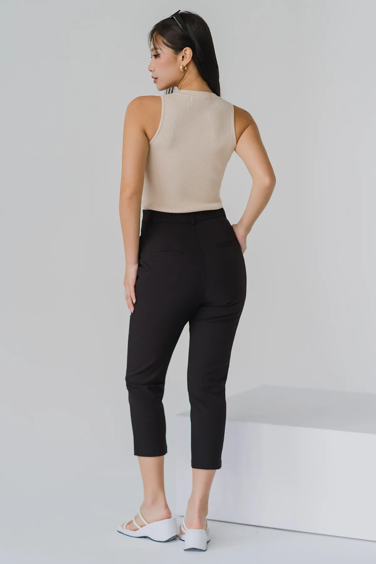 Cosmo Cropped Highwaist Pants (Black)