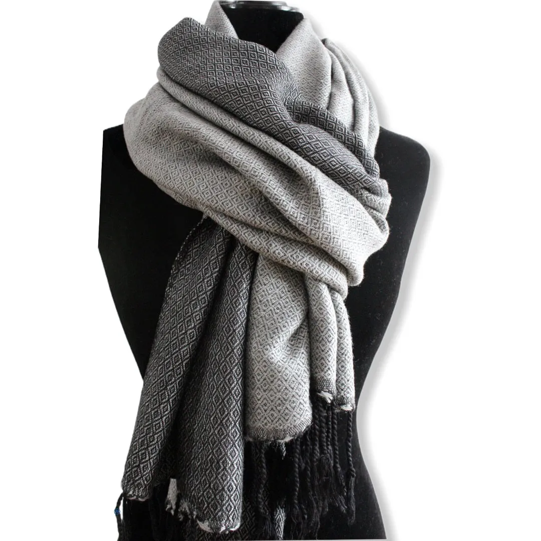 Double-faced Diamond Handwoven Shawl - Light Gray