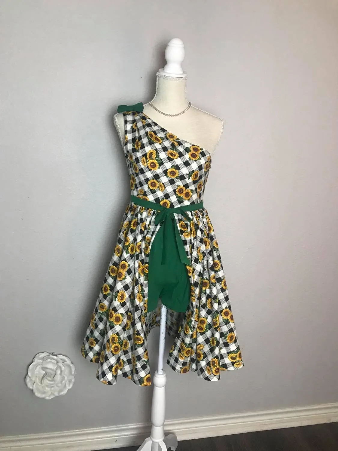 Gigi Dress in Gingham Sunflowers Print cotton