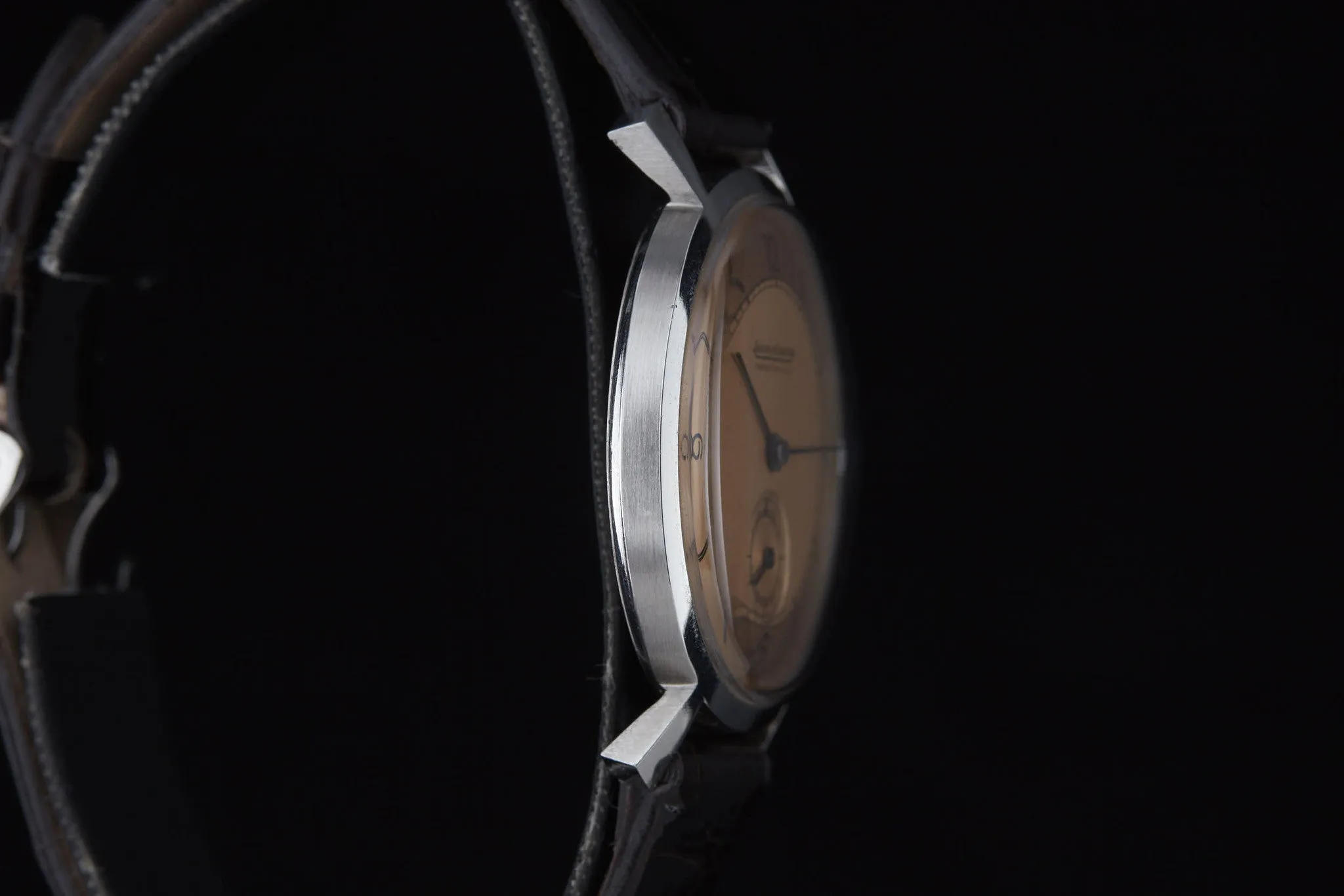 Jaeger-LeCoultre Gents Watch Sector Dial