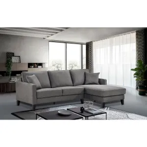 Randall Sectional with Right Side Chaise