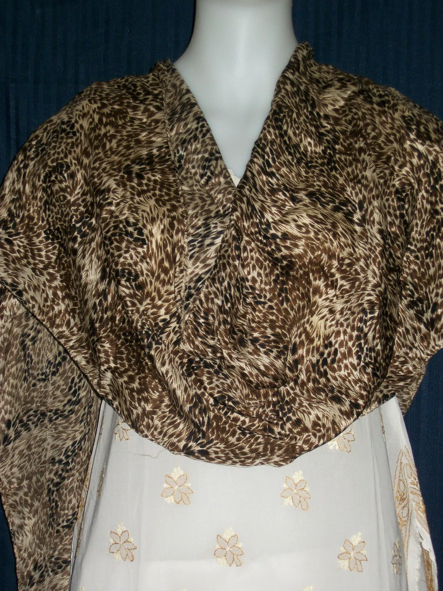 Scarf 1696 Silk Brown Tiger Dupatta Chunni Shawl Shieno