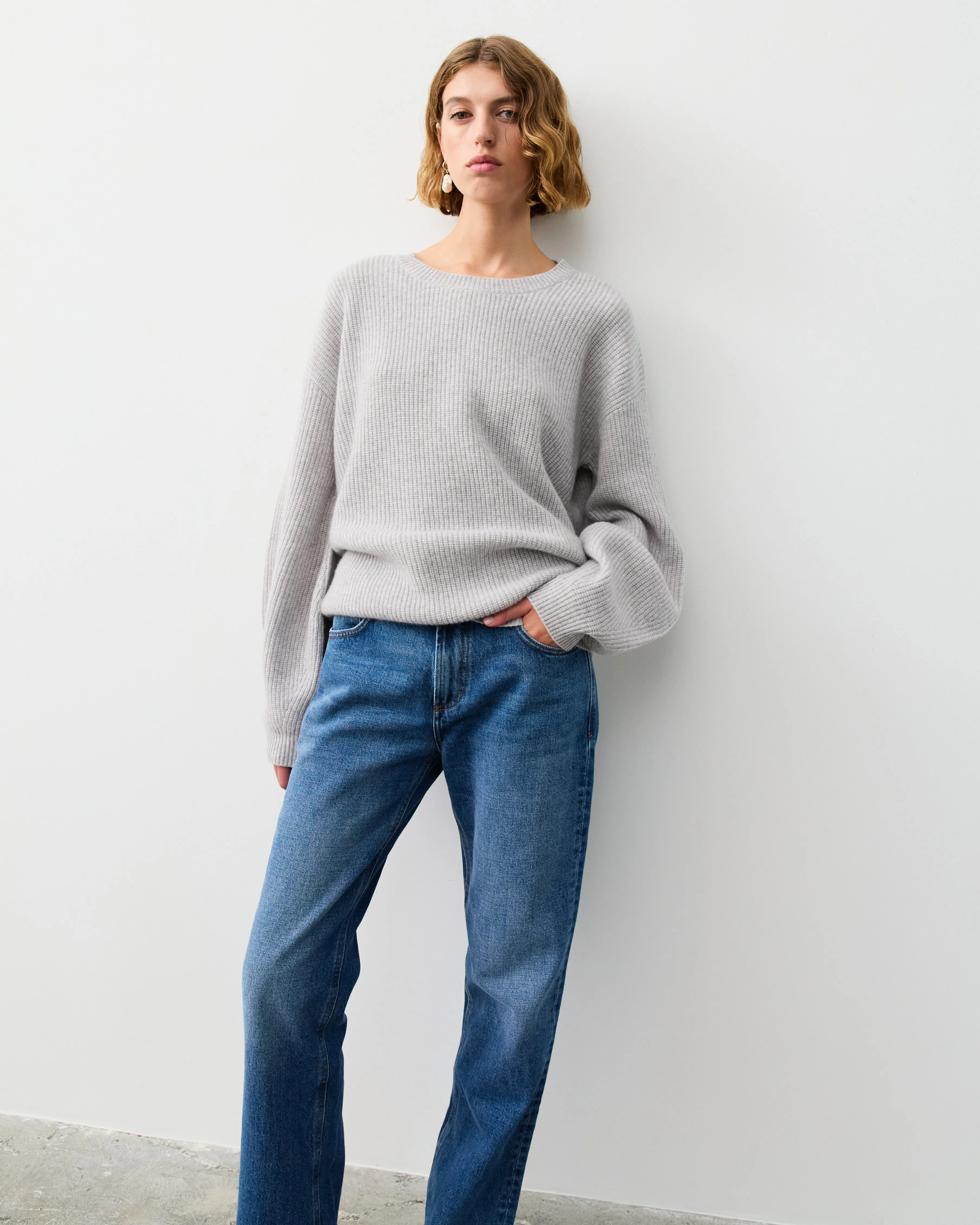 THE CHUNKY CREW SWEATER - FOGGY