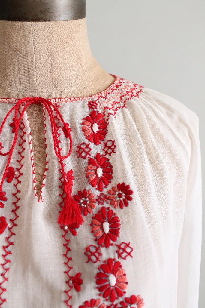 Vintage 1930s Embroidered Cotton Hungarian Folk Blouse